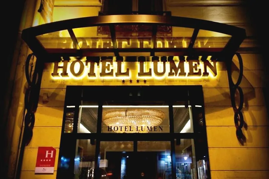 Hotel Lumen Paris Louvre