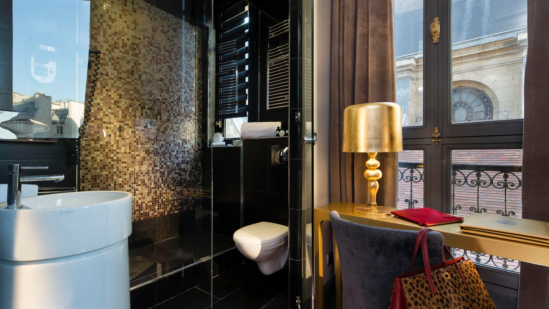 Hotel Lumen Paris Louvre