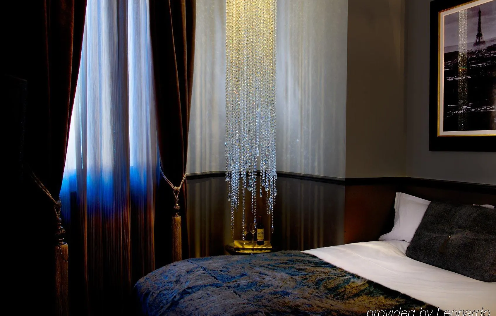 Hotel Lumen Paris Louvre France