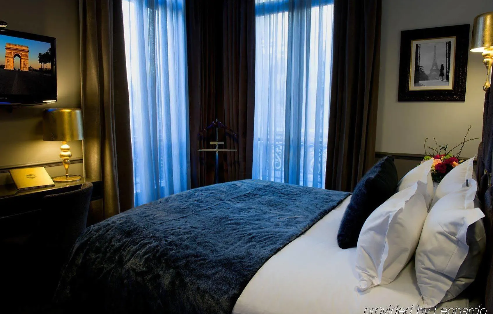 Hotel Lumen Paris Louvre 4*,