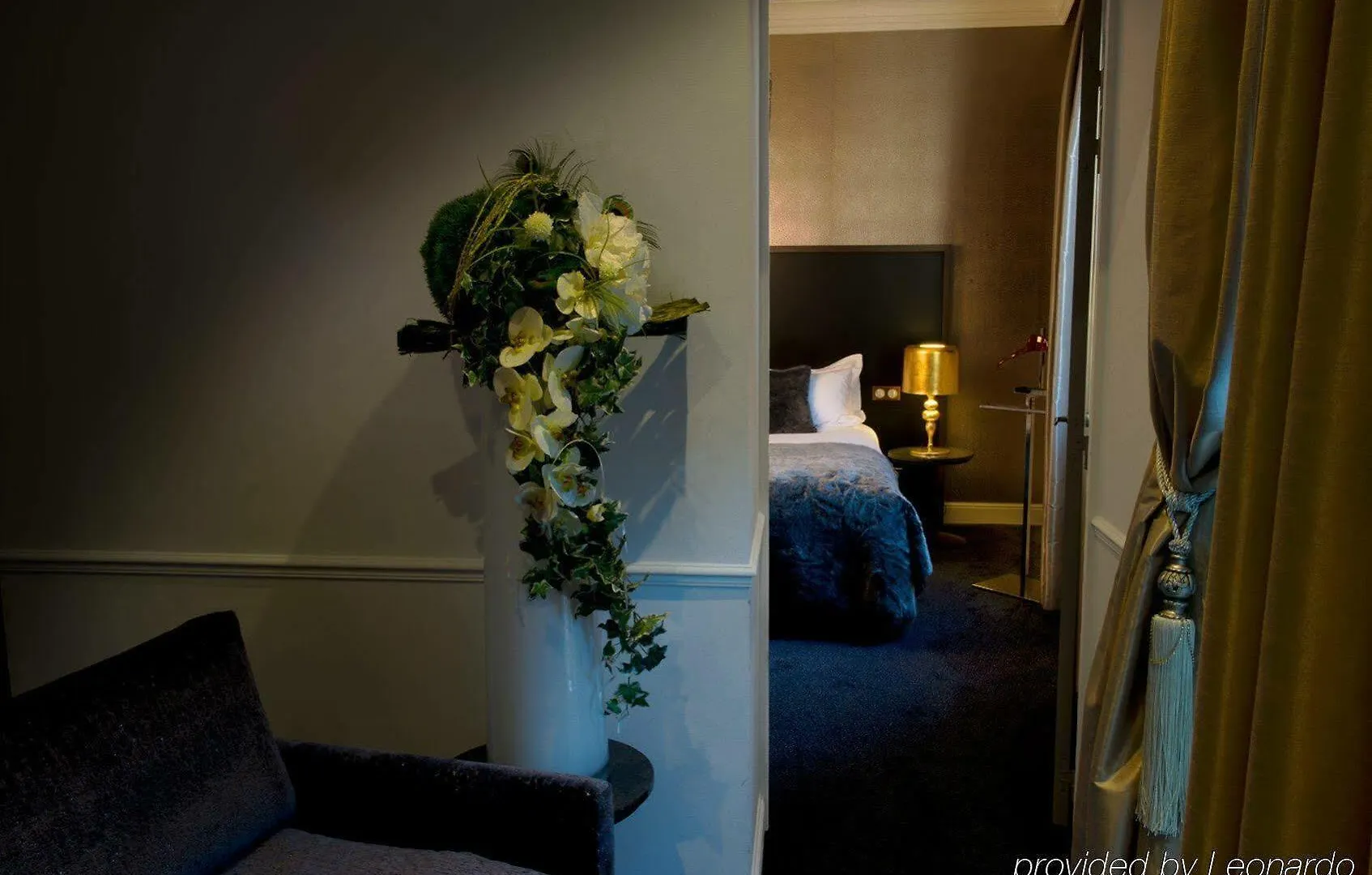 Hotel Lumen Paris Louvre